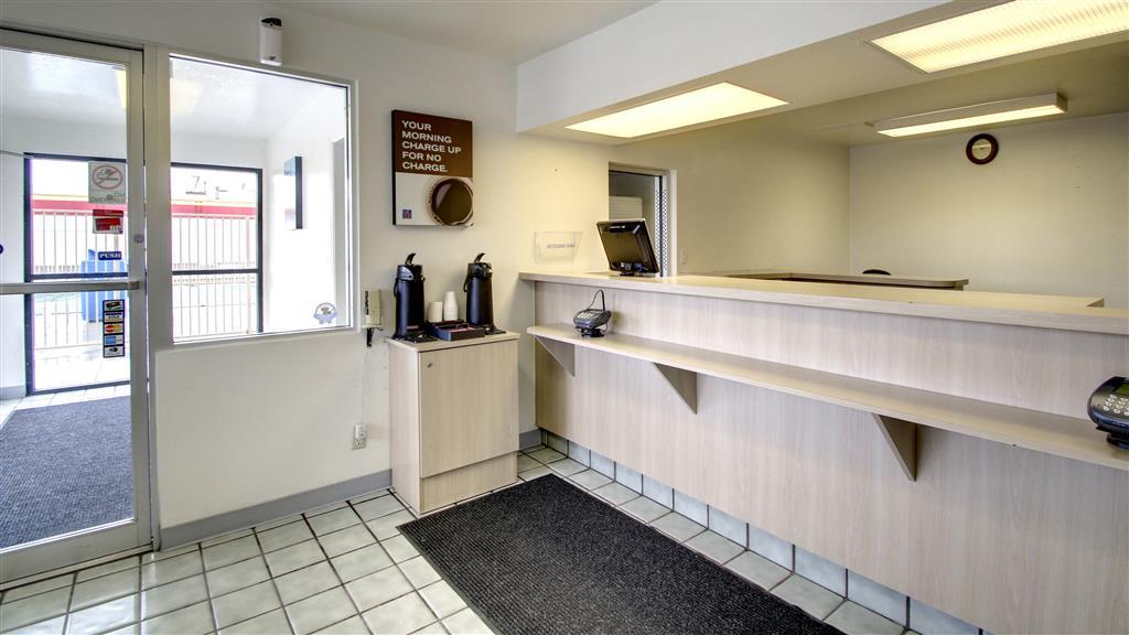 Motel 6 Manhattan Kansas Εσωτερικό φωτογραφία