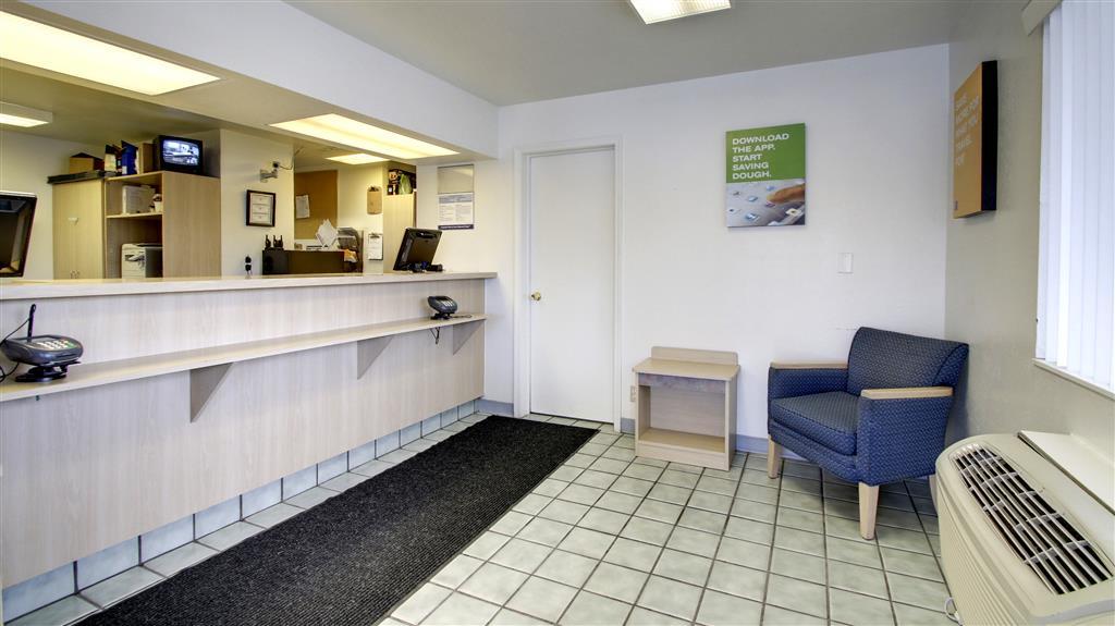 Motel 6 Manhattan Kansas Εσωτερικό φωτογραφία